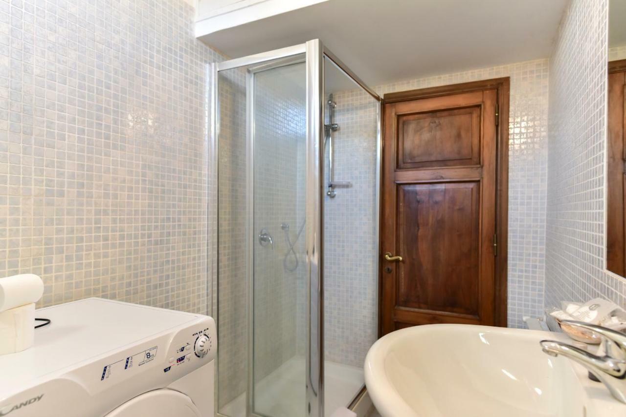 Apartment Prince's Piazza Di Spagna Rome